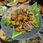 Gà H’Mong chiên mắm