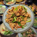 Lợn mán xào lăn